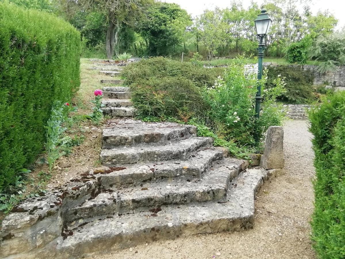 Gite Ancien Lavoir Viserny Kültér fotó